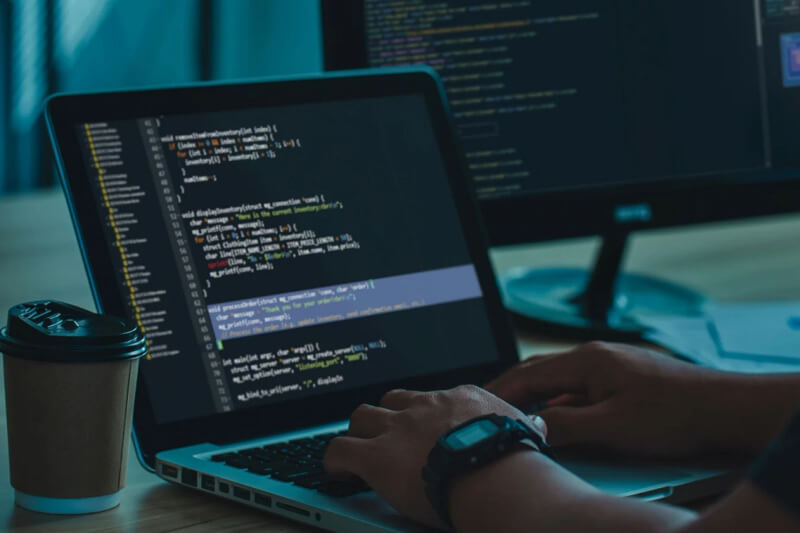 Sử dụng các công cụ chat AI miễn phí để hỗ trợ viết code hiệu quả